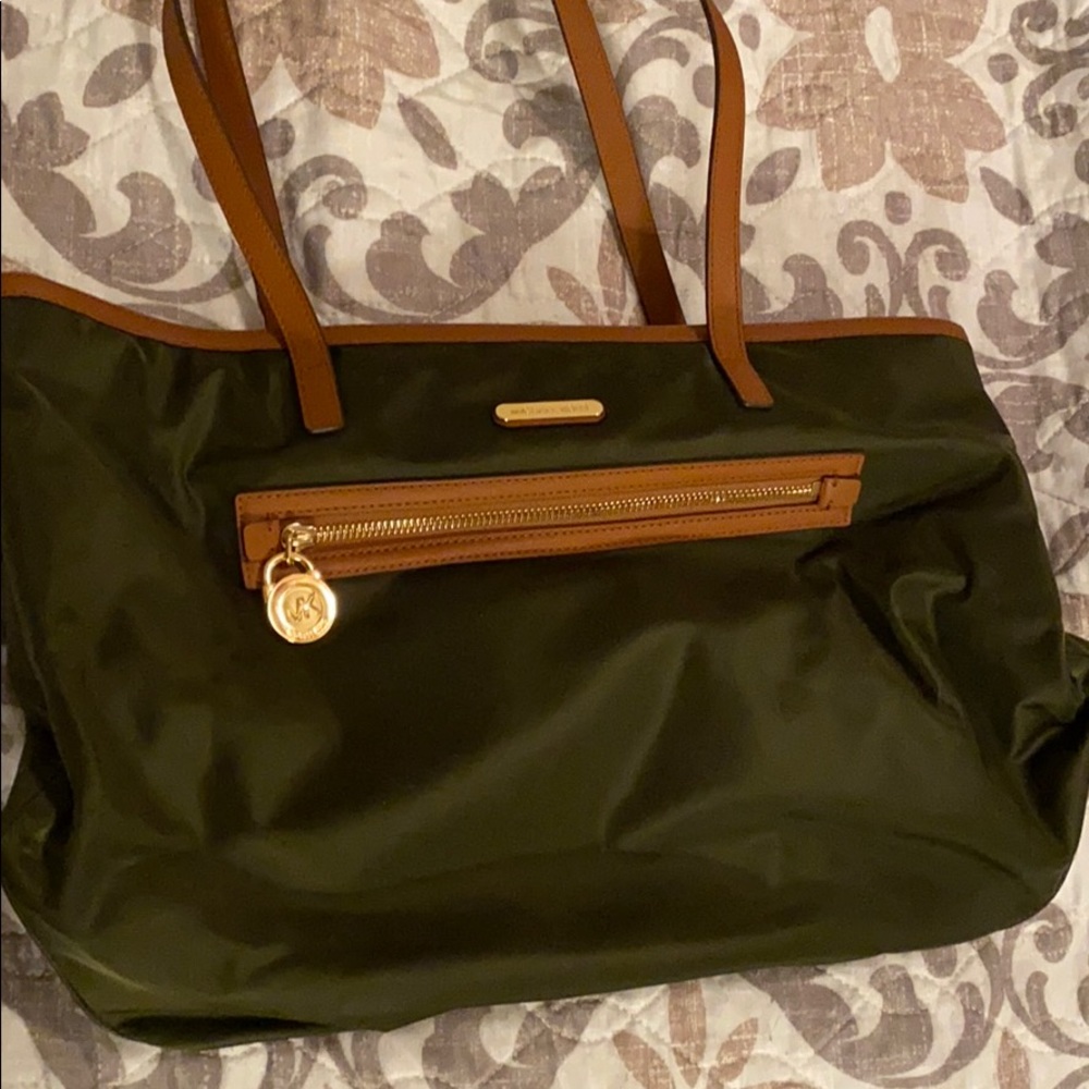 Michael Kors LG EW Tote